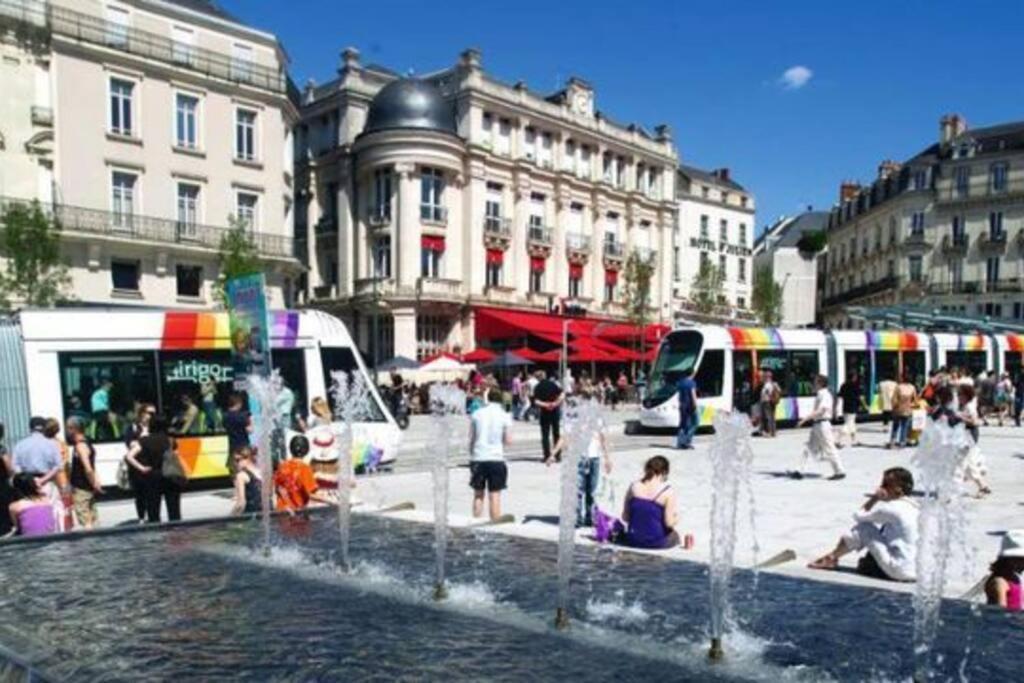 Souvenirs D'Enfance-La Bonne Marienne-La Madeleine Apartment Angers Exterior foto